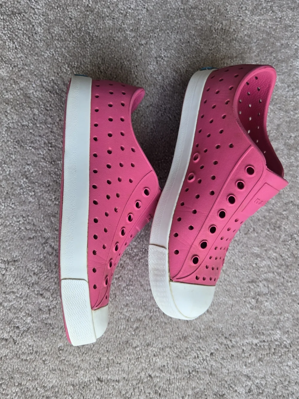 Native Kids Slip-On Sneakers in Bright Pink with White Toe Caps - Picture 5 of 6